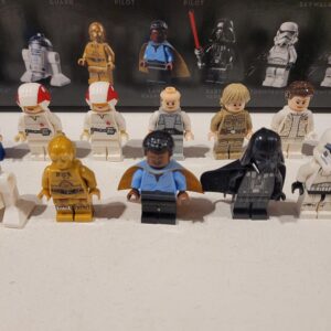 Brickly - 75222 LEGO Star Wars - Betrayal at Cloud City - Box and Minifigures